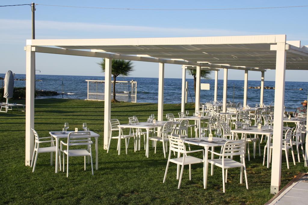 Agriturismo Frontemare Giulianova Buitenkant foto